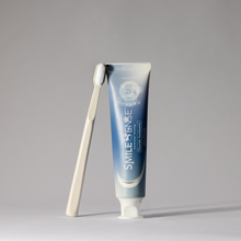 Load image into Gallery viewer, smilesense-fluoride-toothpaste-with-britepop-technology